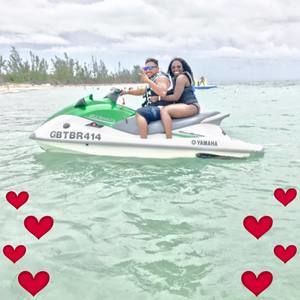 Meet your Posher, Christine